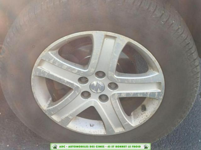 Suzuki Grand Vitara image 9