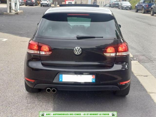 Volkswagen Golf image 9