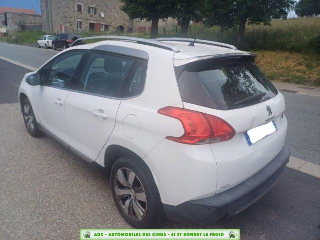 Peugeot 2008 image 6