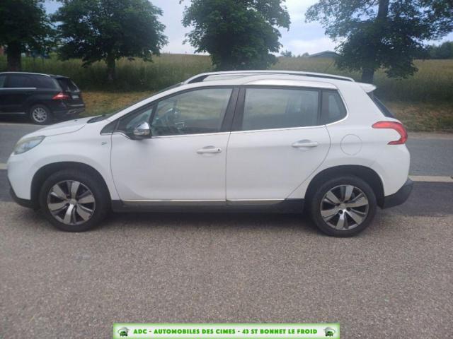 Peugeot 2008 image 8