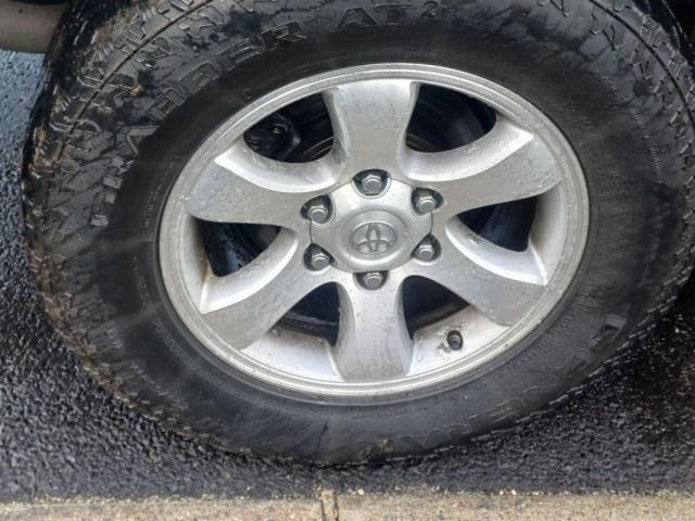 Toyota Land Cruiser image 5