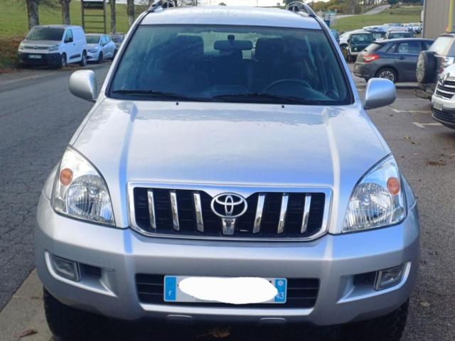 Toyota Land Cruiser image 4