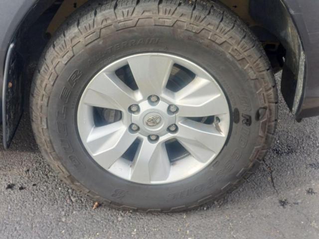 Toyota Hilux image 1