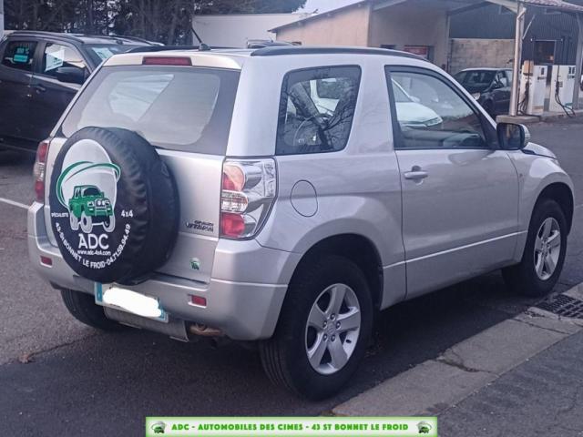 Suzuki Grand Vitara image 1