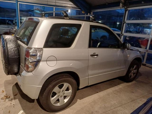 Suzuki Grand Vitara image 7