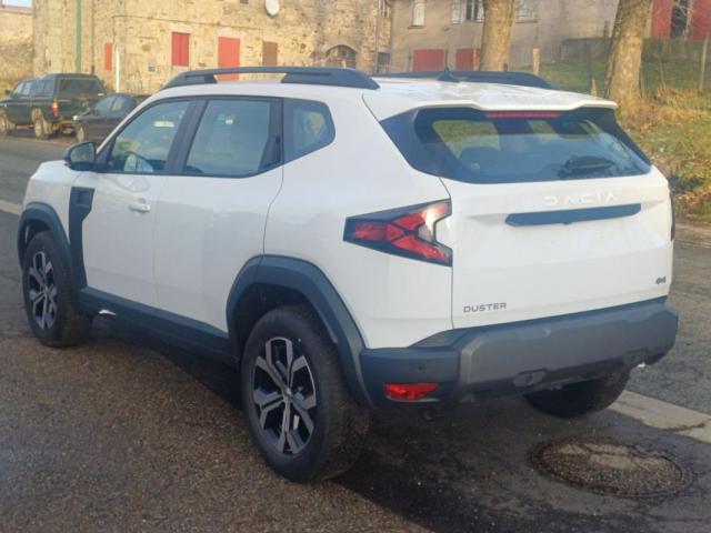 Dacia Duster image 1