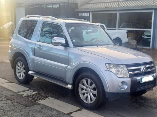 Mitsubishi Pajero Court Iii (2) 3.2 Di-D 170ch Bva Intense 3p