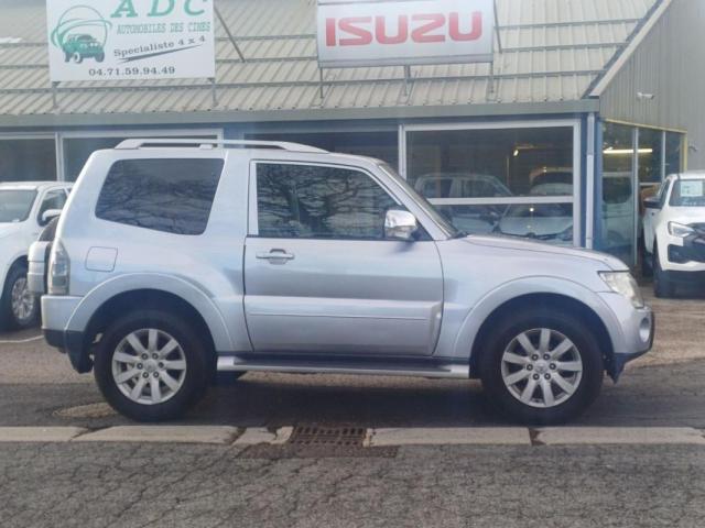 Mitsubishi Pajero image 1