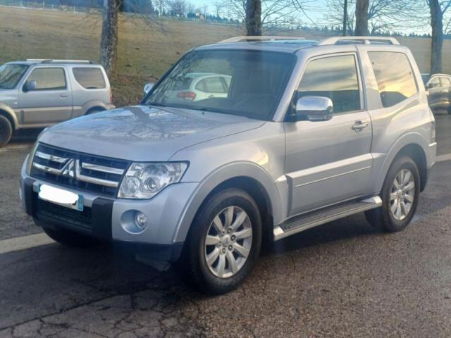 Mitsubishi Pajero image 7
