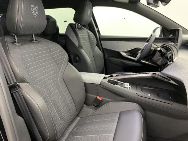 Peugeot 5008 image 3