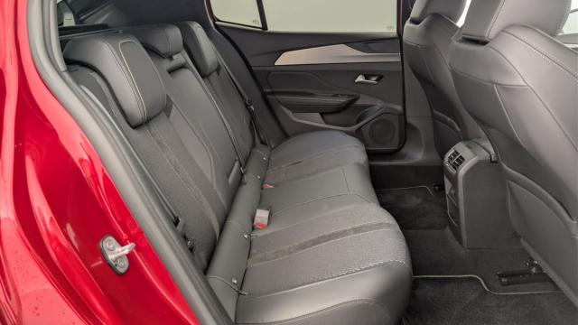 Peugeot 408 image 4