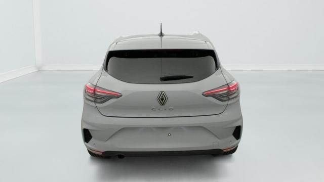 Renault Clio image 9