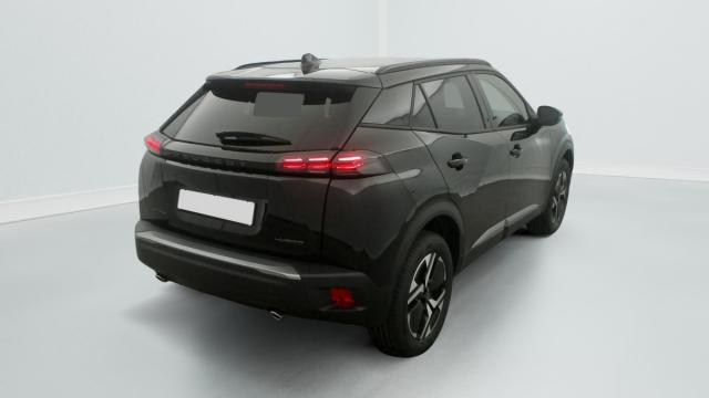 Peugeot 2008 image 1