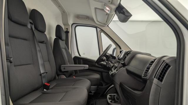 Peugeot Boxer image 6