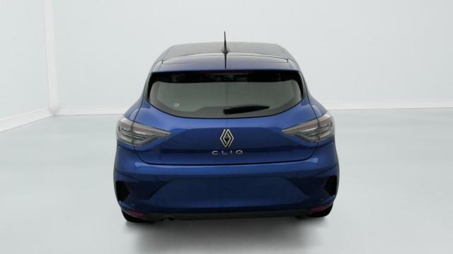 Renault Clio image 9