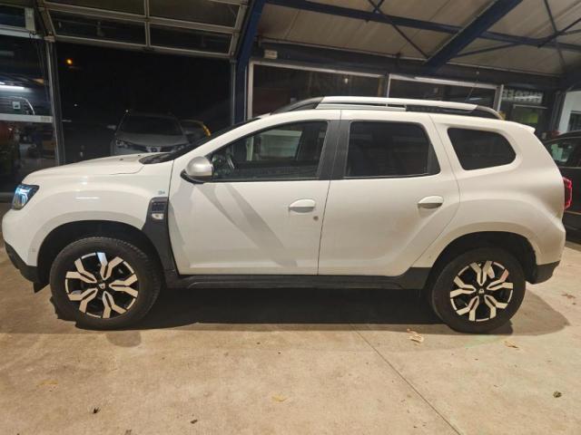 Dacia Duster image 9