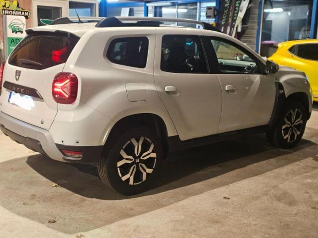 Dacia Duster image 5