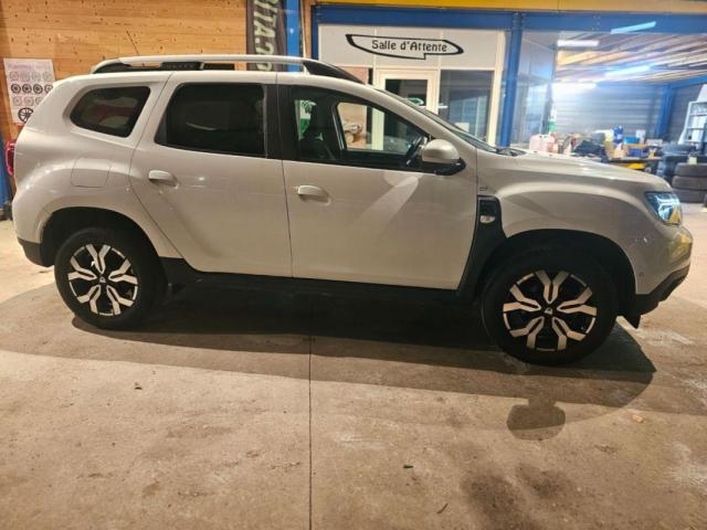 Dacia Duster image 7
