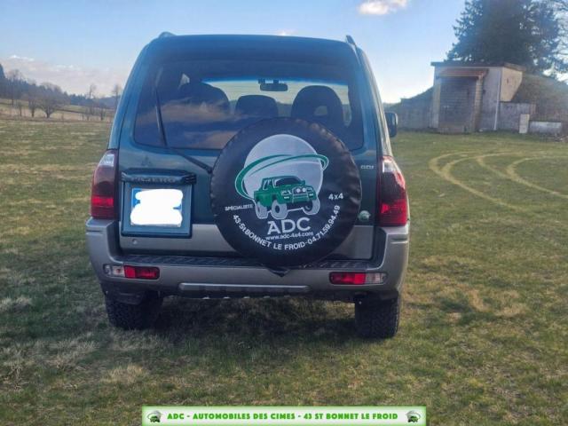 Mitsubishi Pajero image 6