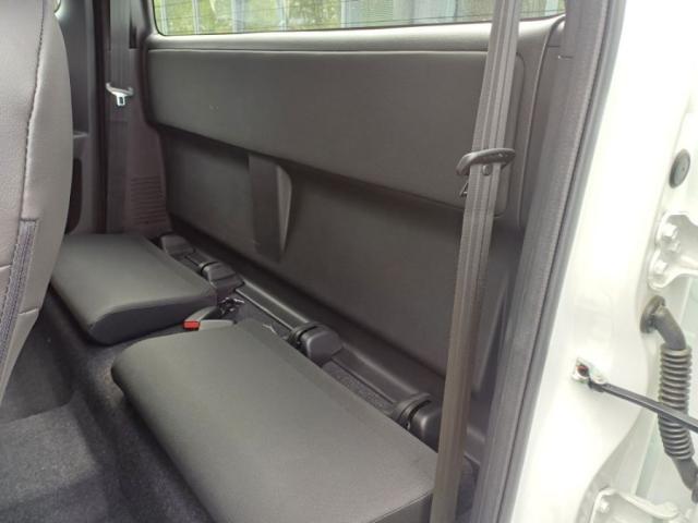 Isuzu D-Max image 3
