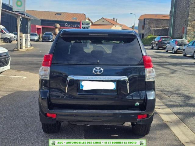 Toyota Land Cruiser image 6