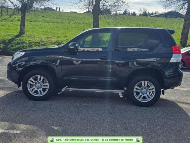 Toyota Land Cruiser image 3