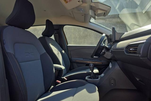 Dacia Sandero image 3