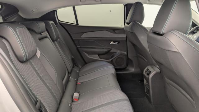 Peugeot 408 image 1