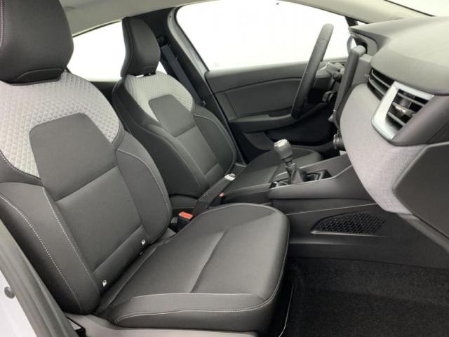 Renault Clio image 9