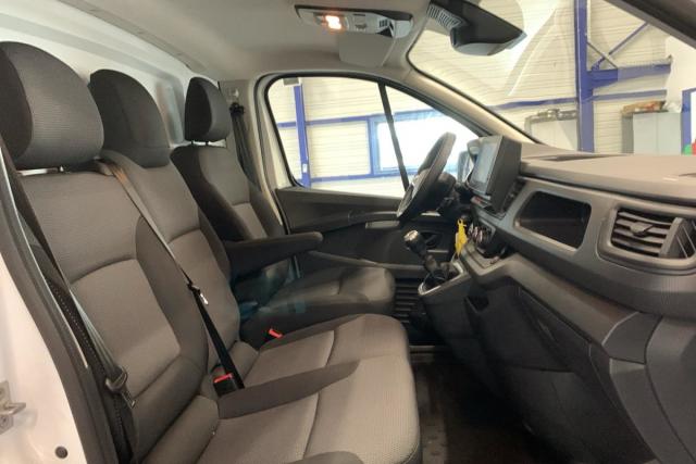 Renault Trafic image 4