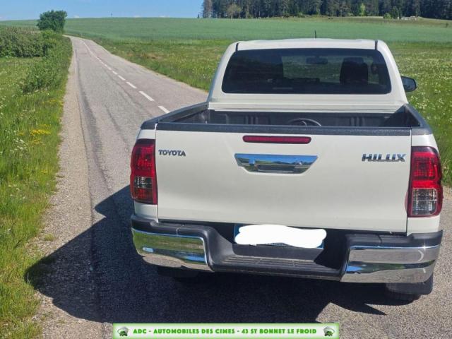 Toyota Hilux image 7