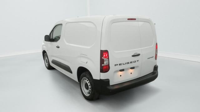 Peugeot Partner image 2