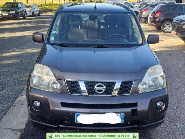 Nissan X-Trail image 1