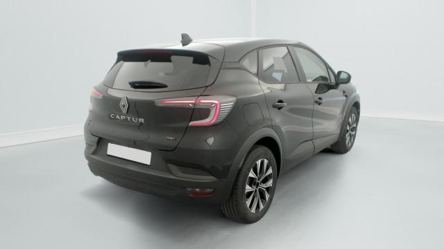 Renault Captur image 2