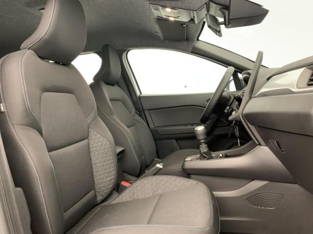 Renault Captur image 2