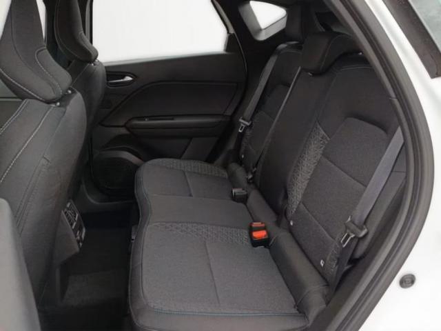 Renault Captur image 1