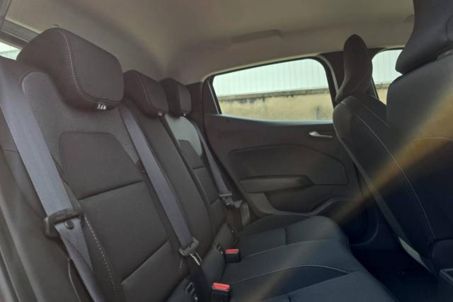 Renault Clio image 4