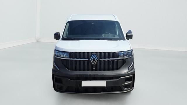 Renault Master image 2