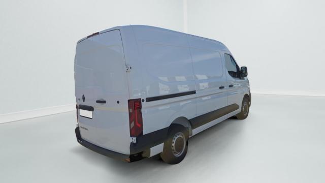 Renault Master image 1