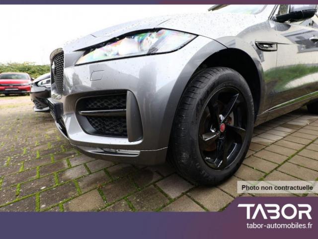 Jaguar F-Pace image 3