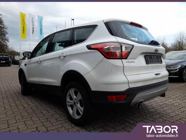 Ford Kuga image 8