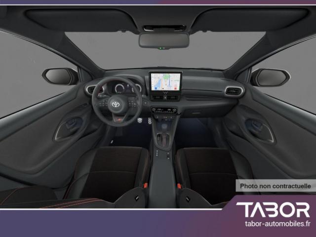 Toyota Yaris image 2