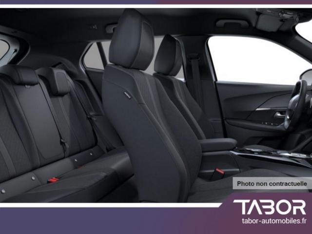 Peugeot 2008 image 2