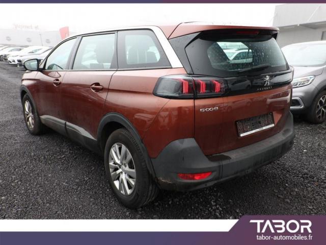 Peugeot 5008 image 2