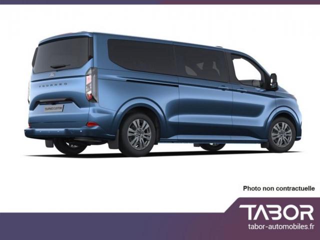 Ford Tourneo image 1
