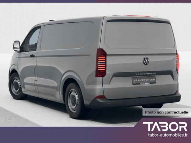 Volkswagen Transporter image 3