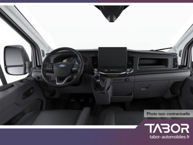 Ford Transit image 3
