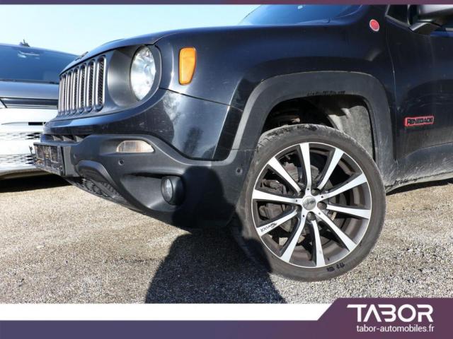Jeep Renegade image 9