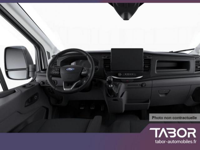 Ford Transit image 3
