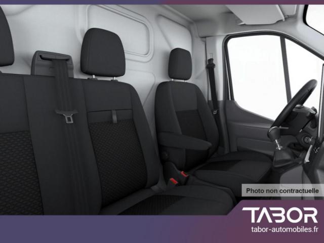 Ford Transit image 6